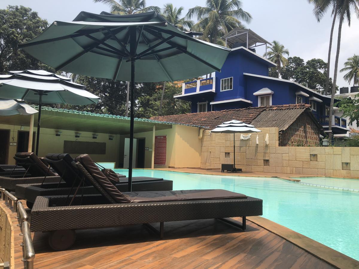 Отель Coco Goa Арпора Экстерьер фото
